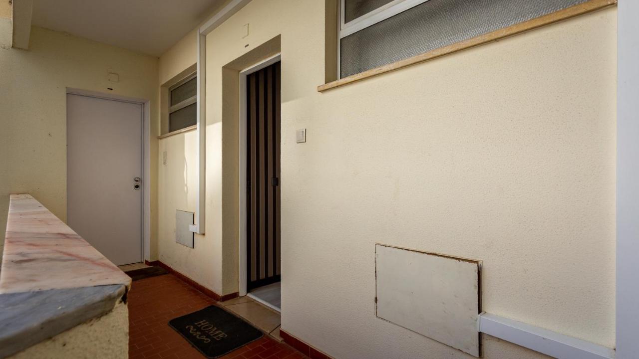 Charming 1 Bedroom Apartment In Portimao By Lovelystay Buitenkant foto